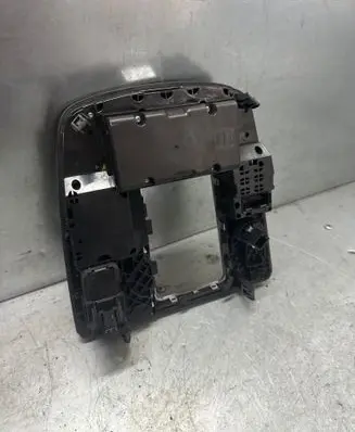 Head unit multimedia control