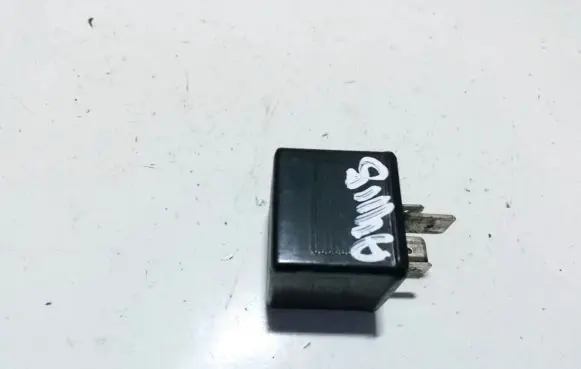 Audi A6 S6 C4 4A Other relay 443951253s 217