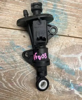Audi TT TTS RS Mk3 8S Clutch pedal 5Q0927810A