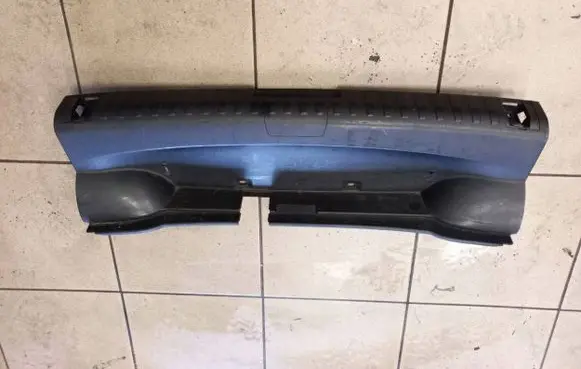 BMW 1 E81 E87 Trunk/boot sill cover protection 7123335