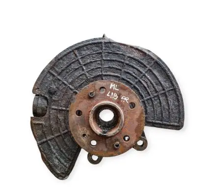 Front wheel hub spindle knuckle