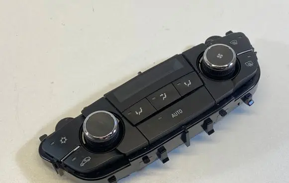 Opel Insignia A Climate control unit 13273095