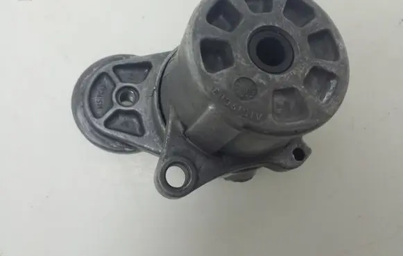 Mercedes-Benz E W212 Timing belt/chain tensioner A6512001370