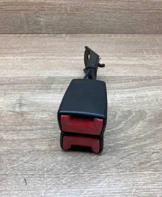 Mercedes-Benz E W211 Rear seatbelt buckle 2118600269 561133602A