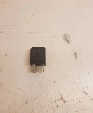 Seat Alhambra (Mk1) Other relay 7M0951253C 95VW10K705EA
