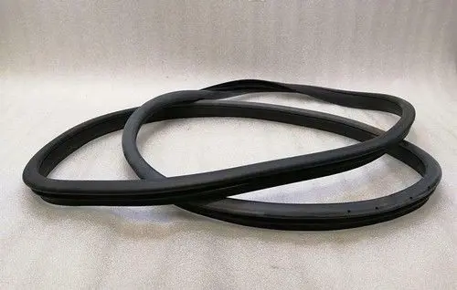 Mercedes-Benz E W212 Rear door rubber seal (on body) A2126970151
