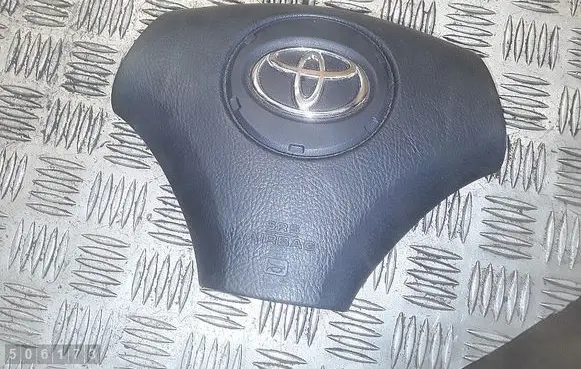 Steering wheel airbag