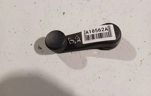 Skoda Octavia Mk2 (1Z) Front door window winding handle 1H0837581D