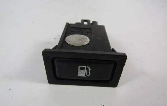 Toyota Avensis Verso Fuel tank opening switch 