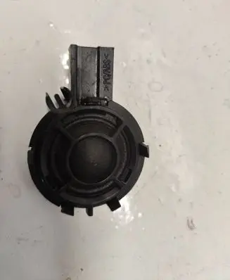 Volvo V50 Front door high frequency speaker 8691600 04W08 CDV5A