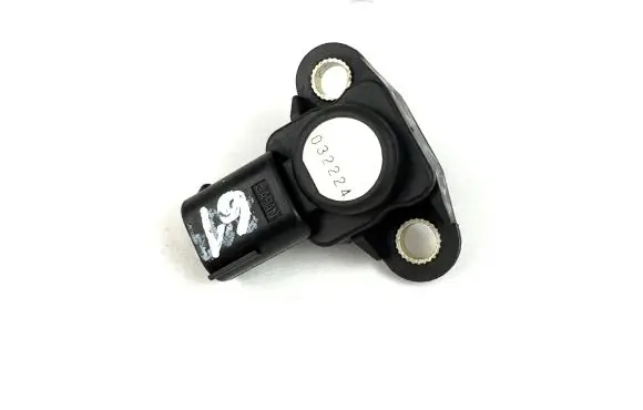 Mercedes-Benz C W204 Air pressure sensor a0041533228