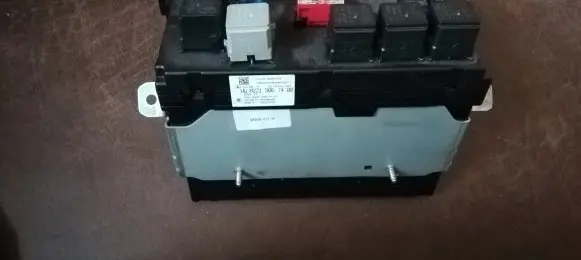 Mercedes-Benz S W221 Fuse module A2219067400