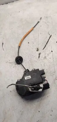 Audi A4 S4 B6 8E 8H Rear door lock 8e0839016c