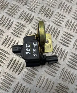 Jeep Grand Cherokee (WJ) Tailgate/trunk/boot lock/catch/latch 740aba