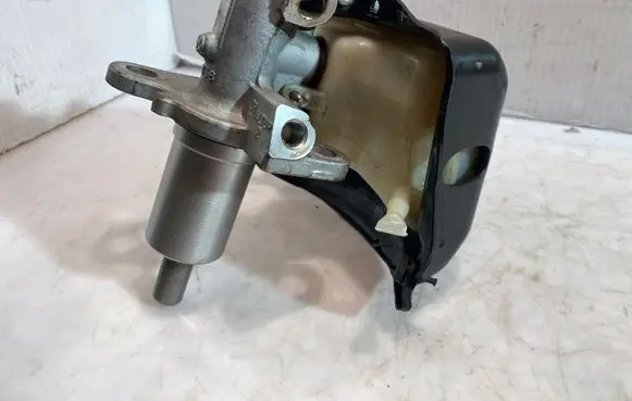 Audi A4 S4 B8 8K Master brake cylinder 8K0611367