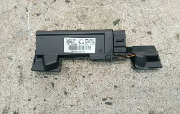 Porsche Cayenne (9PA) Alarm control unit/module 7L5951171 97RA010021 28002990