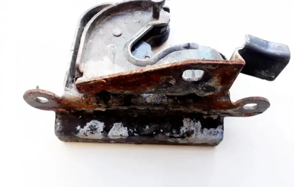 Mitsubishi Pajero Tailgate/trunk/boot lock/catch/latch