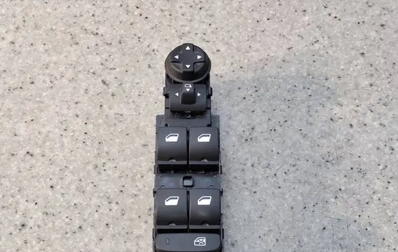 Citroen C5 Aircross Electric window control switch 98423402ZD47 98423402ZD