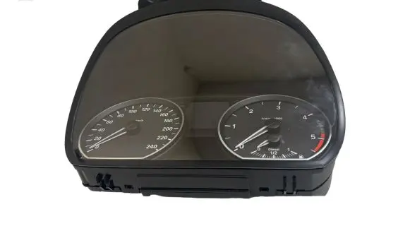 BMW 1 E81 E87 Speedometer (instrument cluster) 916682102 102495285 150274170