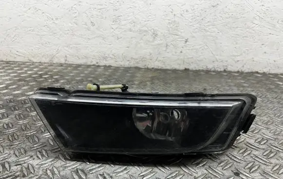 Skoda Octavia Mk3 (5E) Front fog light 5E0941699E