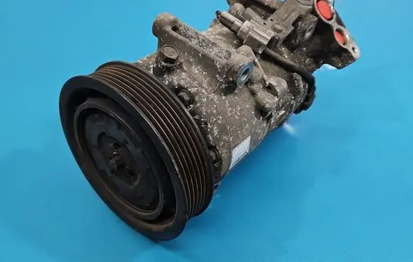Renault Megane III Air conditioning (A/C) compressor (pump) 8200939386A IMPRK1560041
