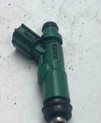 Toyota Prius (XW20) Fuel injector 2325021020