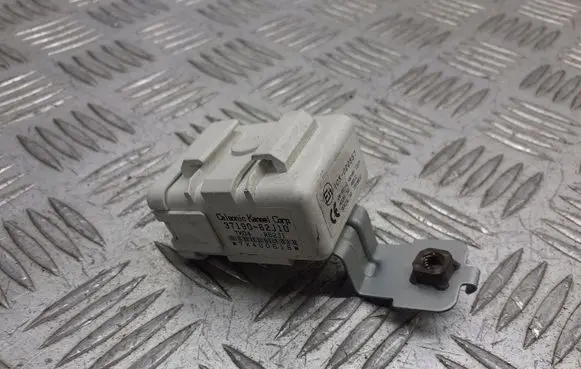 Suzuki Swift I Immobilizer control unit/module 10R022557