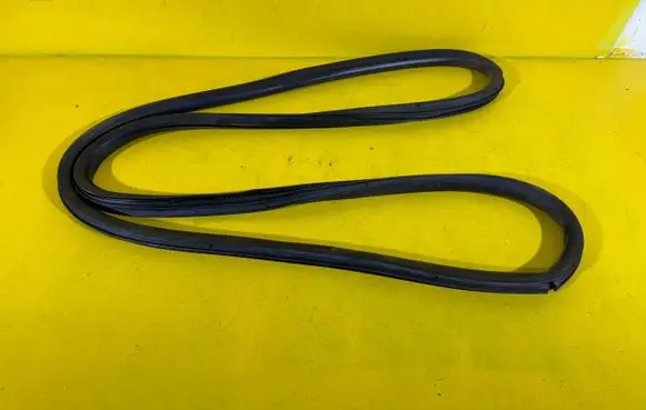 Seat Ibiza IV (6J,6P) Rubber seal loading door 