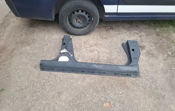 Nissan Micra Sill G64101HBMA
