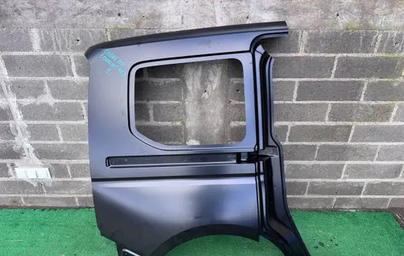 Volkswagen Caddy Rear quarter panel 2K7809644