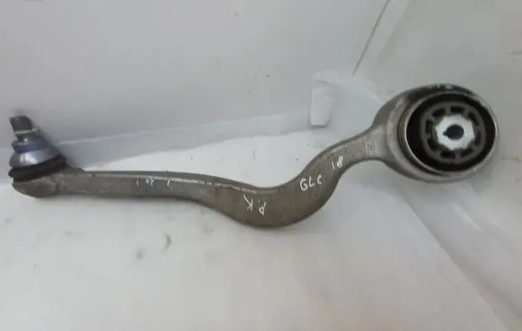 Mercedes-Benz GLC C253 Front lower control arm/wishbone 2130100