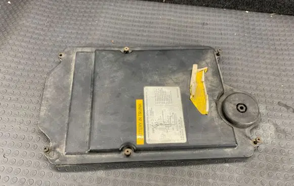 Mercedes-Benz SL R129 Fuse box cover 1295400682