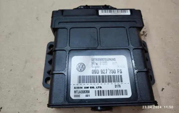 Audi Q7 4L Gearbox control unit/module 09D927750FS