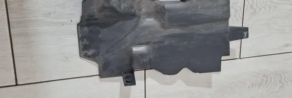 Engine bonnet/hood lock trim molding