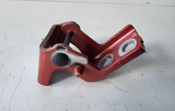 Peugeot 2008 I Rear door upper hinge 