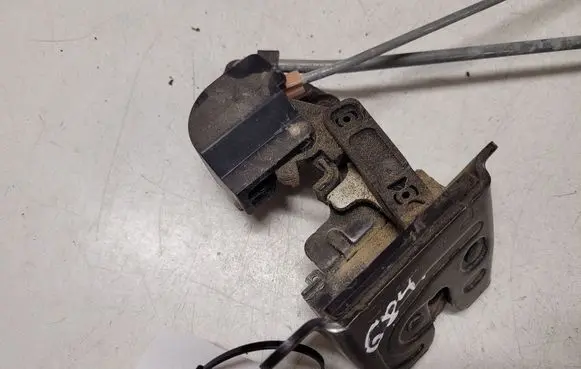 Hyundai Santa Fe Tailgate/trunk/boot lock/catch/latch 812302B000