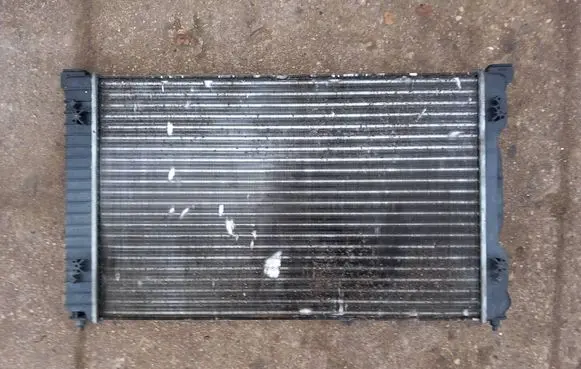 Audi A4 S4 B6 8E 8H Coolant radiator