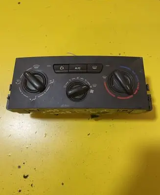 Peugeot 407 Climate control unit 69910004 N102080F