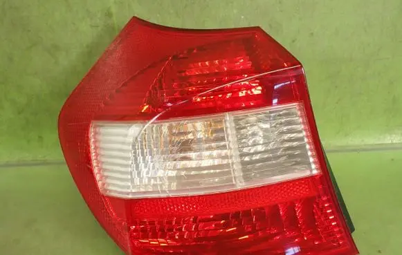BMW 1 E81 E87 Rear/tail lights 6924501