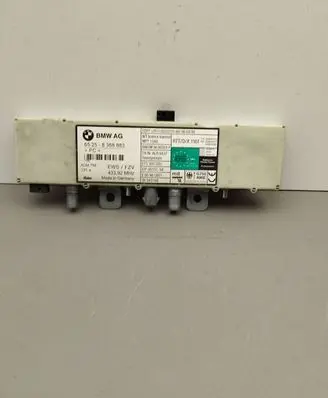 BMW 5 E39 Antenna control unit 65258368883