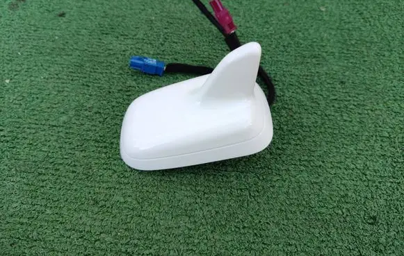 Audi Q2 - Aerial GPS antenna 8R0035503G