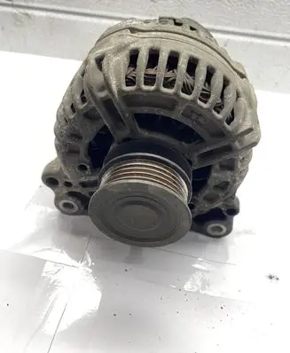 Volkswagen Jetta V Generator/alternator 07K903023K