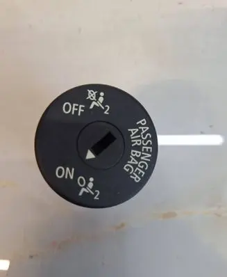 BMW X6 E71 Passenger airbag on/off switch 9196886 6131