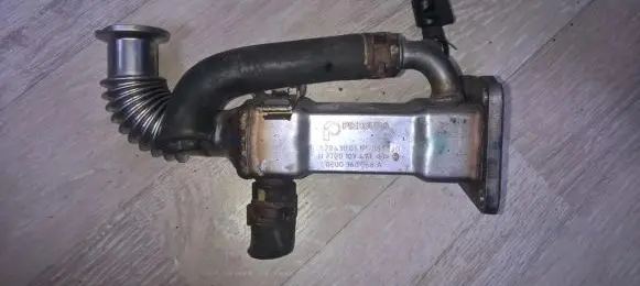 Renault Scenic II - Grand scenic II EGR valve cooler h7700107471 8200360566a