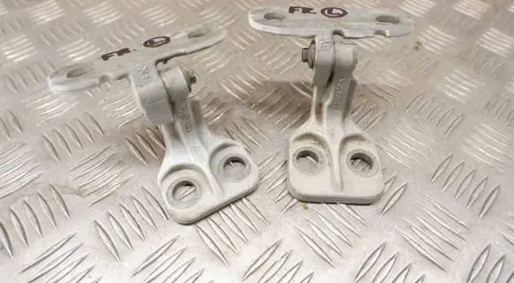 Land Rover Evoque I Front door hinge set