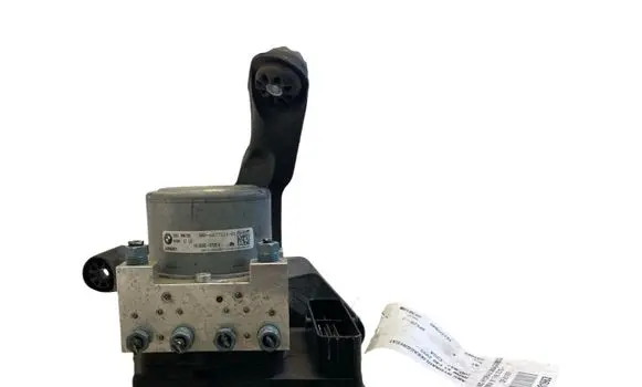 BMW i3 ABS Pump 6877111 6877112