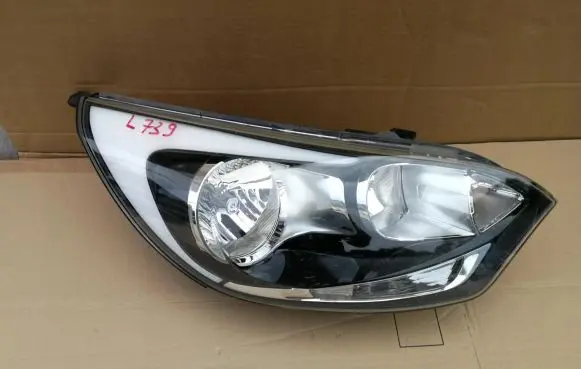 KIA Rio Headlight/headlamp 92102-1WXXX