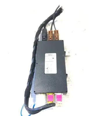 Mercedes-Benz B W245 Antenna control unit A1698200089 ZGS003