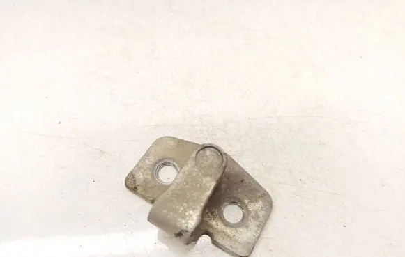 Opel Astra H Rear door lock loop/hook striker 