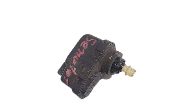 BMW 5 F10 F11 Headlight level adjustment motor 0132008307